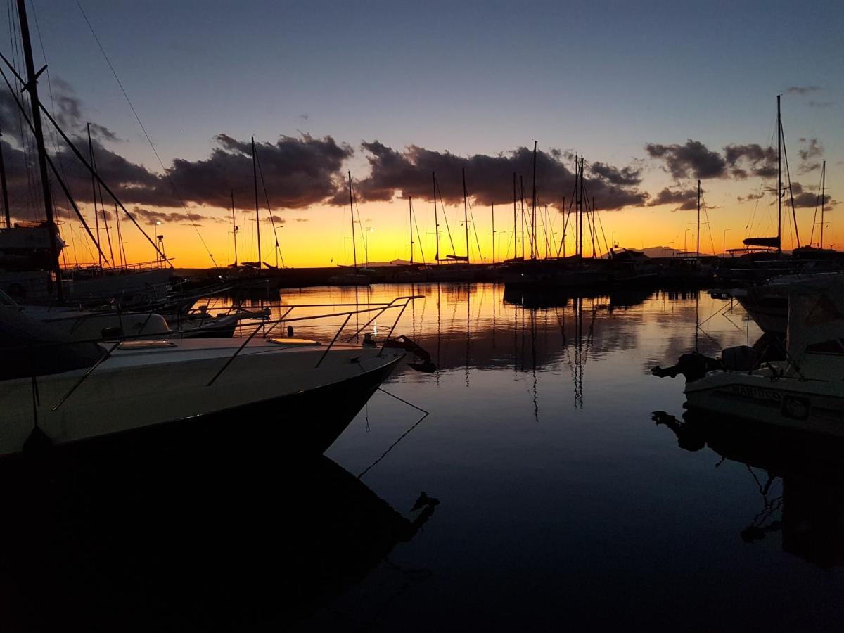 Отель Marina